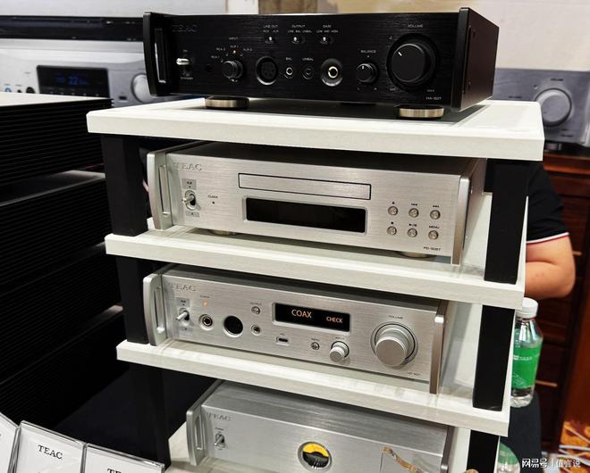 大昌数码展台TEAC HA-507听了就不想走Long8国际平台登录入口音频爱好者的天堂—(图8)